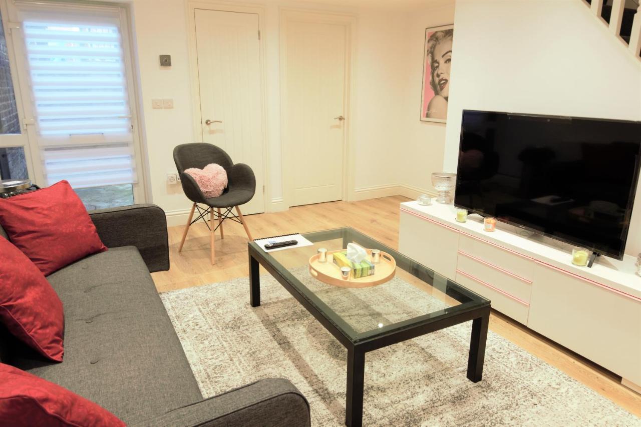 Stylish 2 Bedroom Apartment In The Heart Of Greenwich London Exterior photo