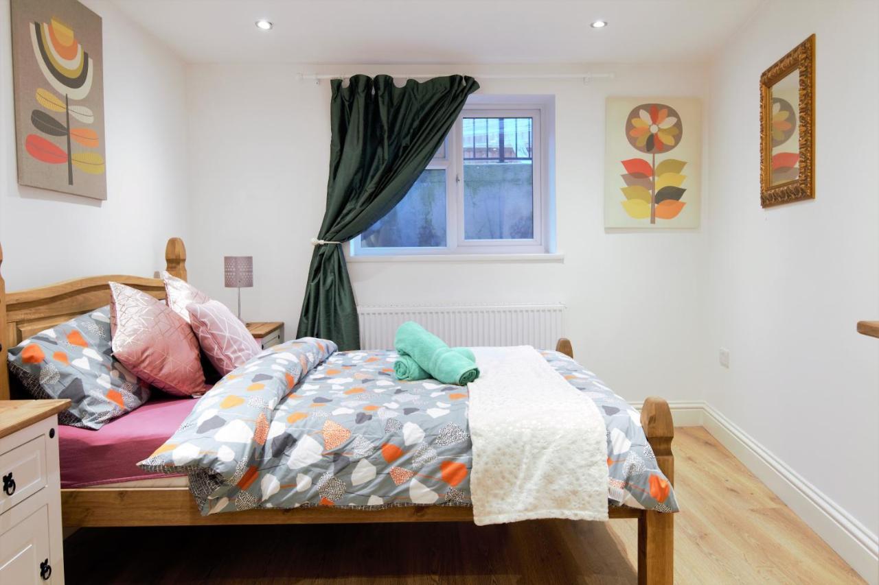 Stylish 2 Bedroom Apartment In The Heart Of Greenwich London Exterior photo