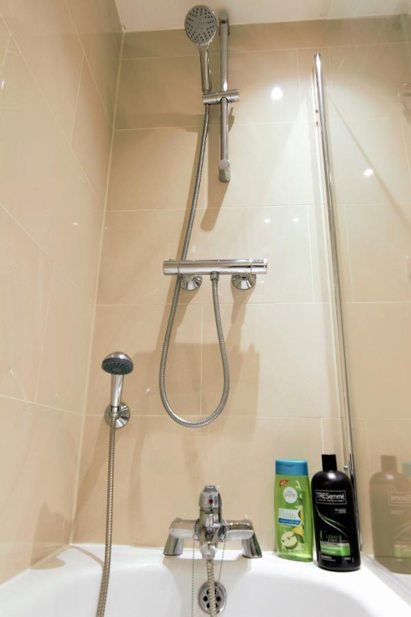 Stylish 2 Bedroom Apartment In The Heart Of Greenwich London Exterior photo