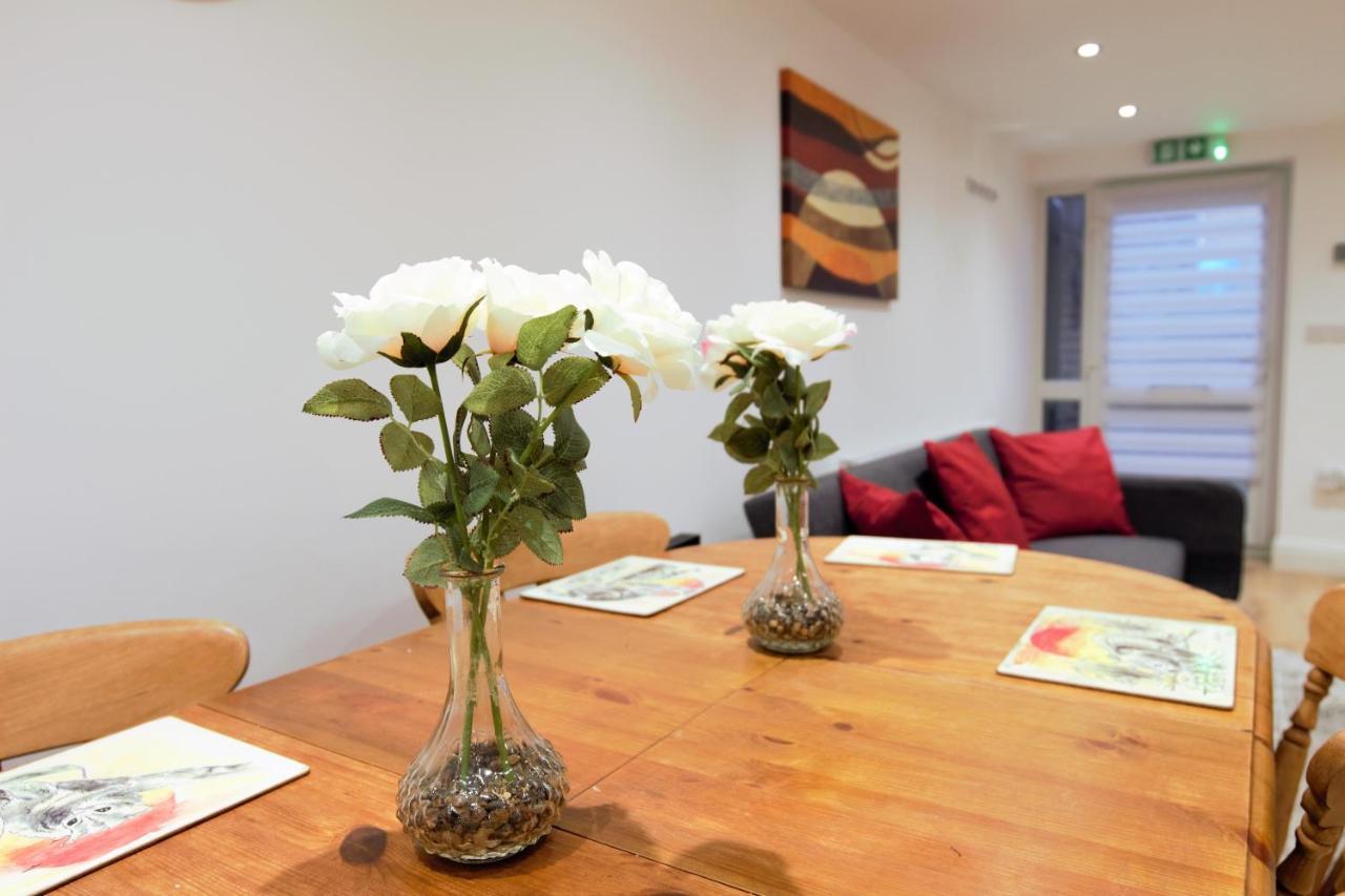 Stylish 2 Bedroom Apartment In The Heart Of Greenwich London Exterior photo